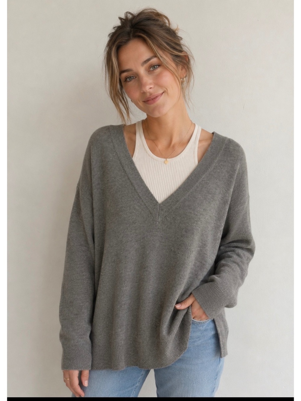 Caryn Vallone Gray Faux Layered V-Neck Henley Sweater Women’s Size M